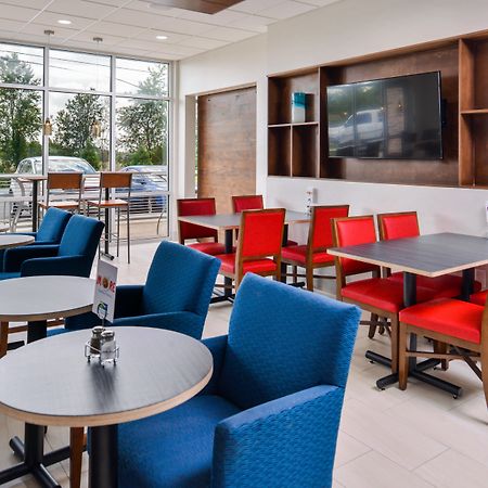 Holiday Inn Express & Suites - Siloam Springs By Ihg Exterior foto