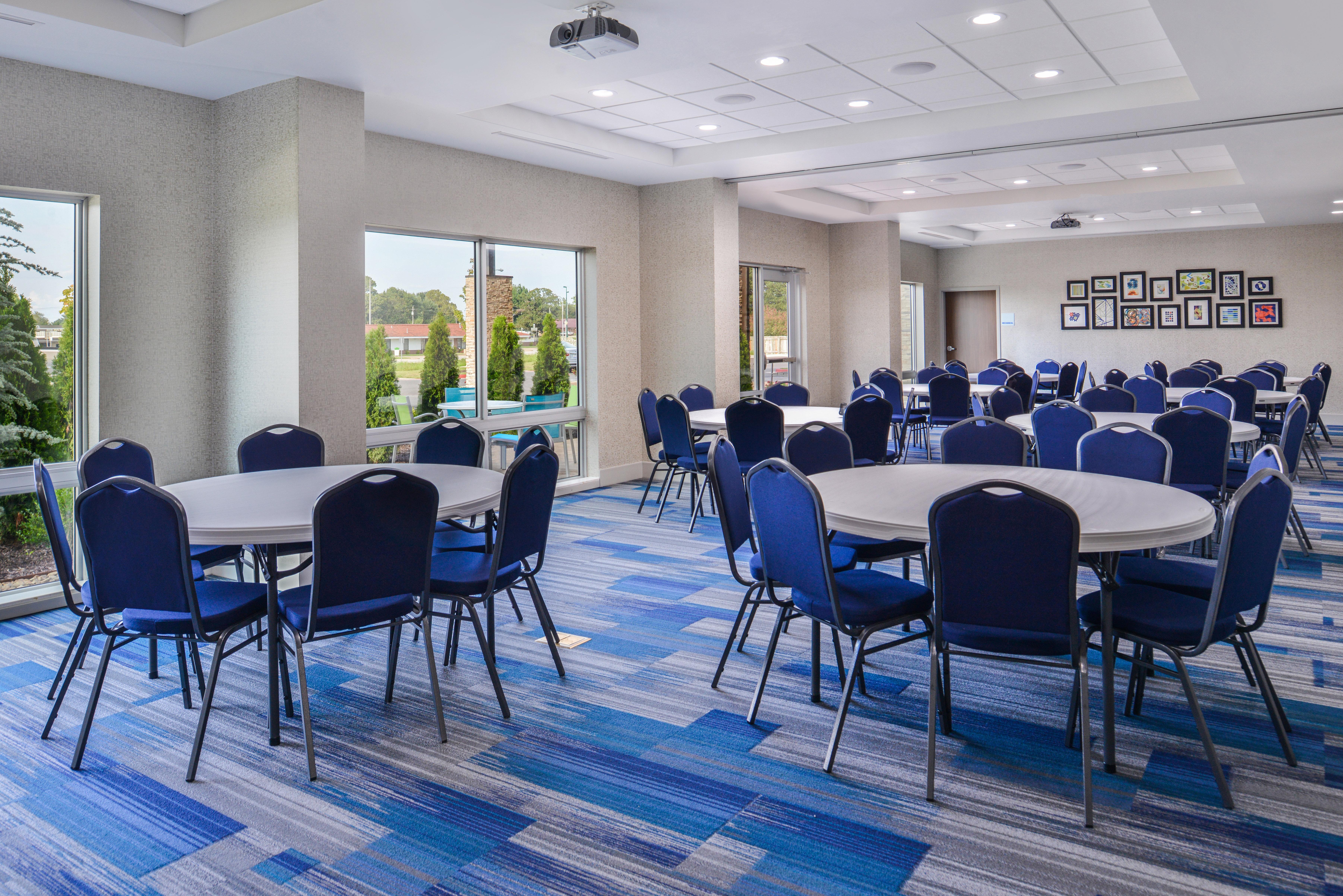 Holiday Inn Express & Suites - Siloam Springs By Ihg Exterior foto