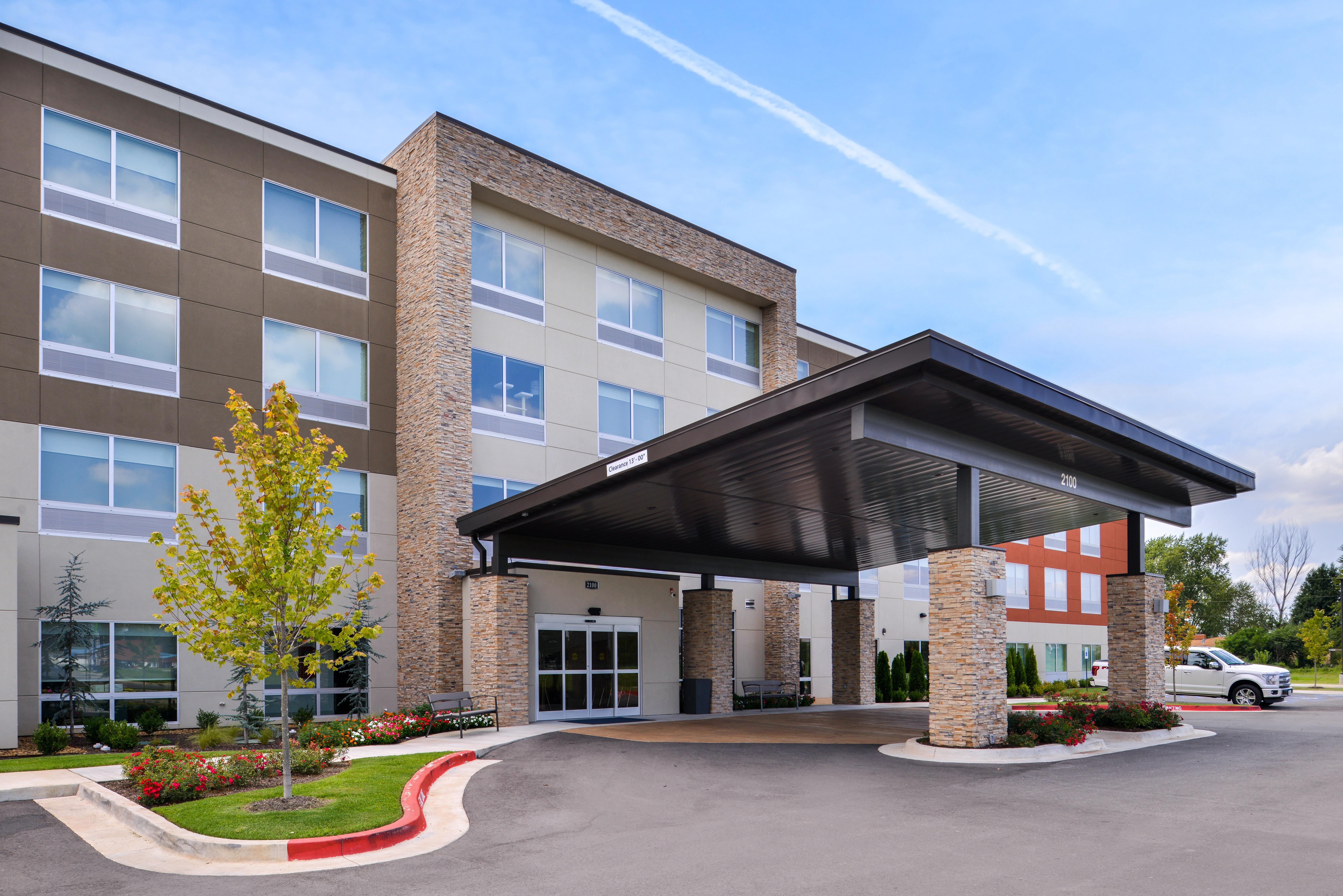 Holiday Inn Express & Suites - Siloam Springs By Ihg Exterior foto